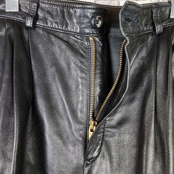 Vintage High Waist Black Leather Pant Pleated Front Taper Leg Lined Waist 28.5" - Picture 7 of 16